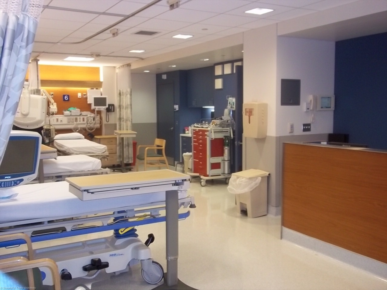 berg-moss-architects-mt-sinai-hospital-cardiac-step-down-unit